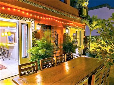 3 BDR – LUXURY, DUPLEX PENTHOUSE, Great Location!