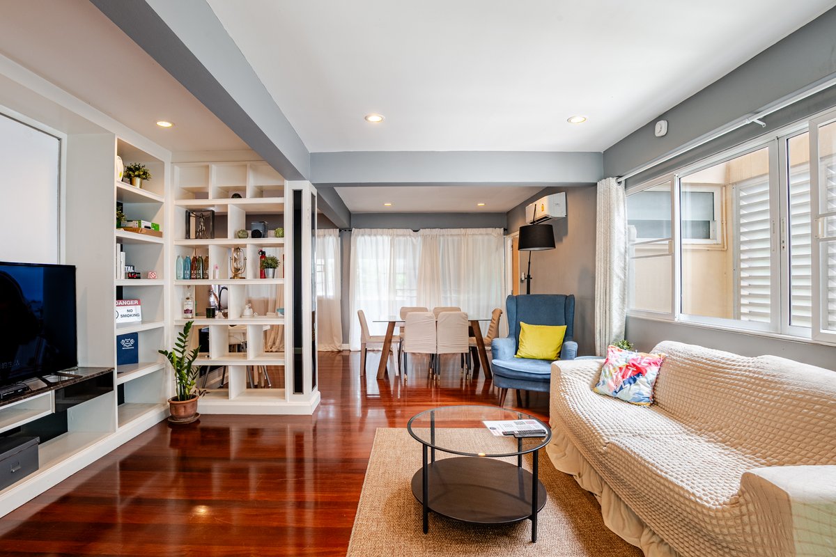 Silom区｜KingPower｜2分钟到BTS Saint Louis｜独栋别墅｜5卧室｜