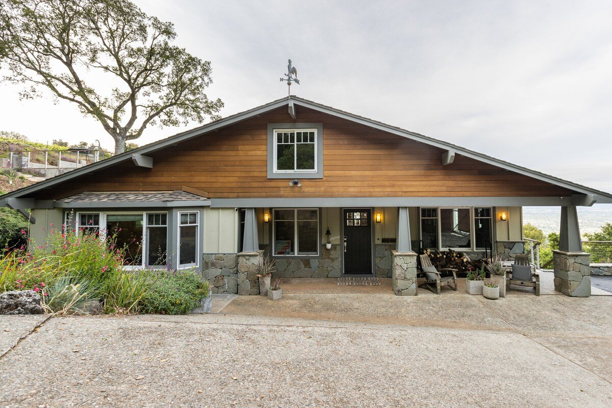 Montebello Views Villa gallery image 2