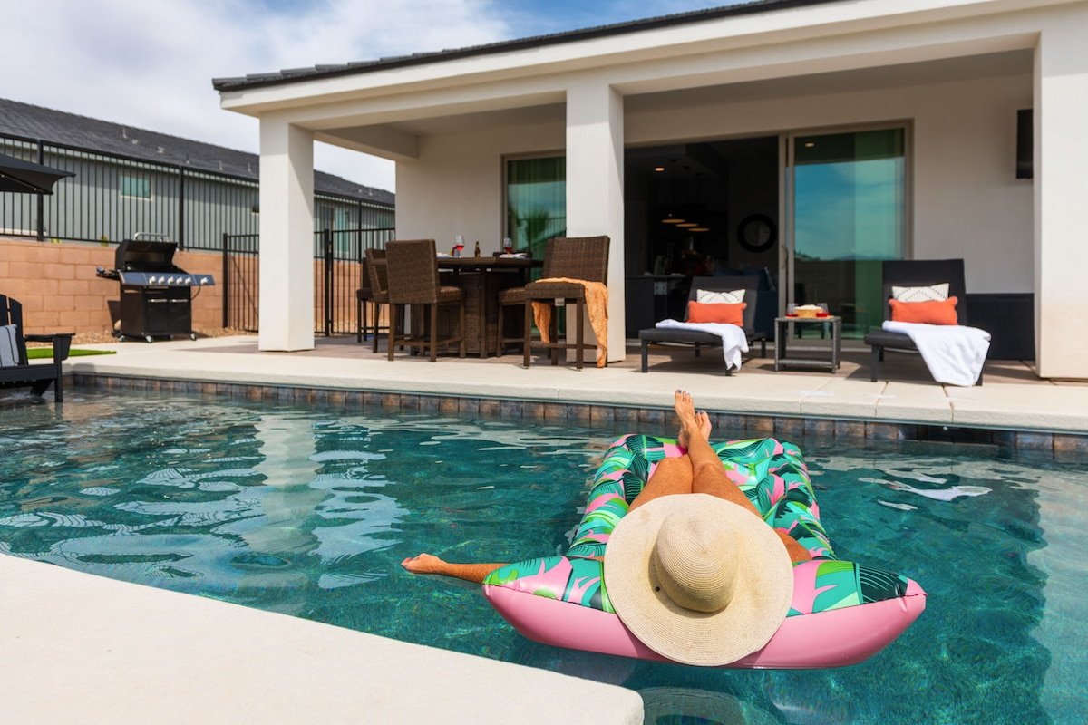 Grill & Chill by J and Amy BL991760 gallery image 4