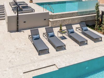 Luxurious Villa Aqua – With 2 Private Pools