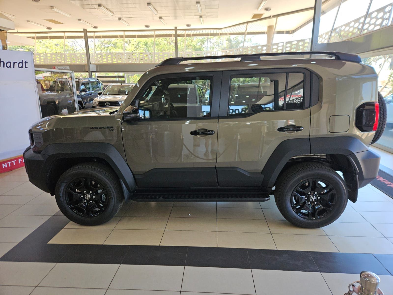 Used car gallery