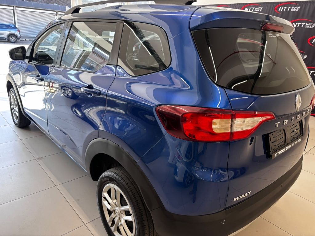 Used car gallery
