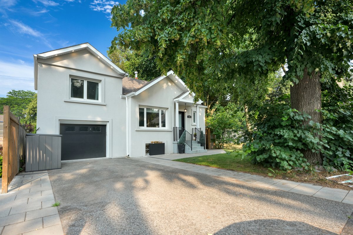 Hot Tub + 2 Prkg + 5BR: The Ultimate Holiday Home