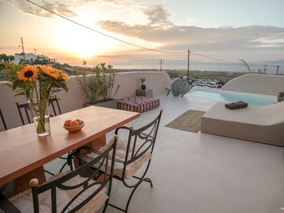 Pink Freud Villa |Superior | Pool | Sunset View