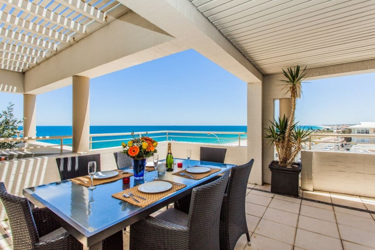 Cottesloe Beach View Apartments #12