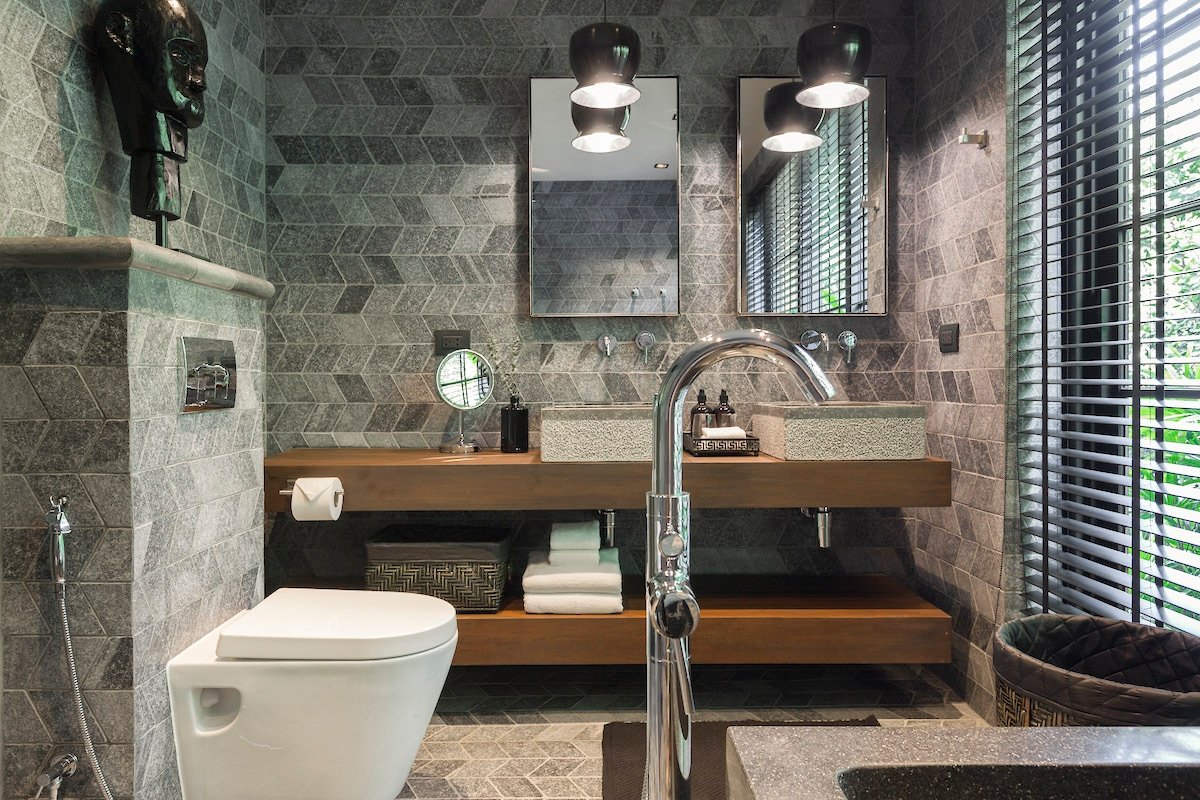 Orca, great seaview, Bfast, chef, staff, transfer gallery image 3