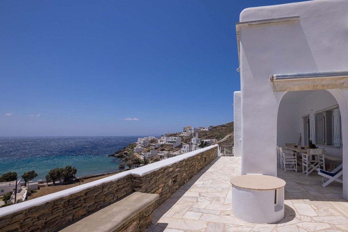Villa Tanaos in Tinos gallery image 3