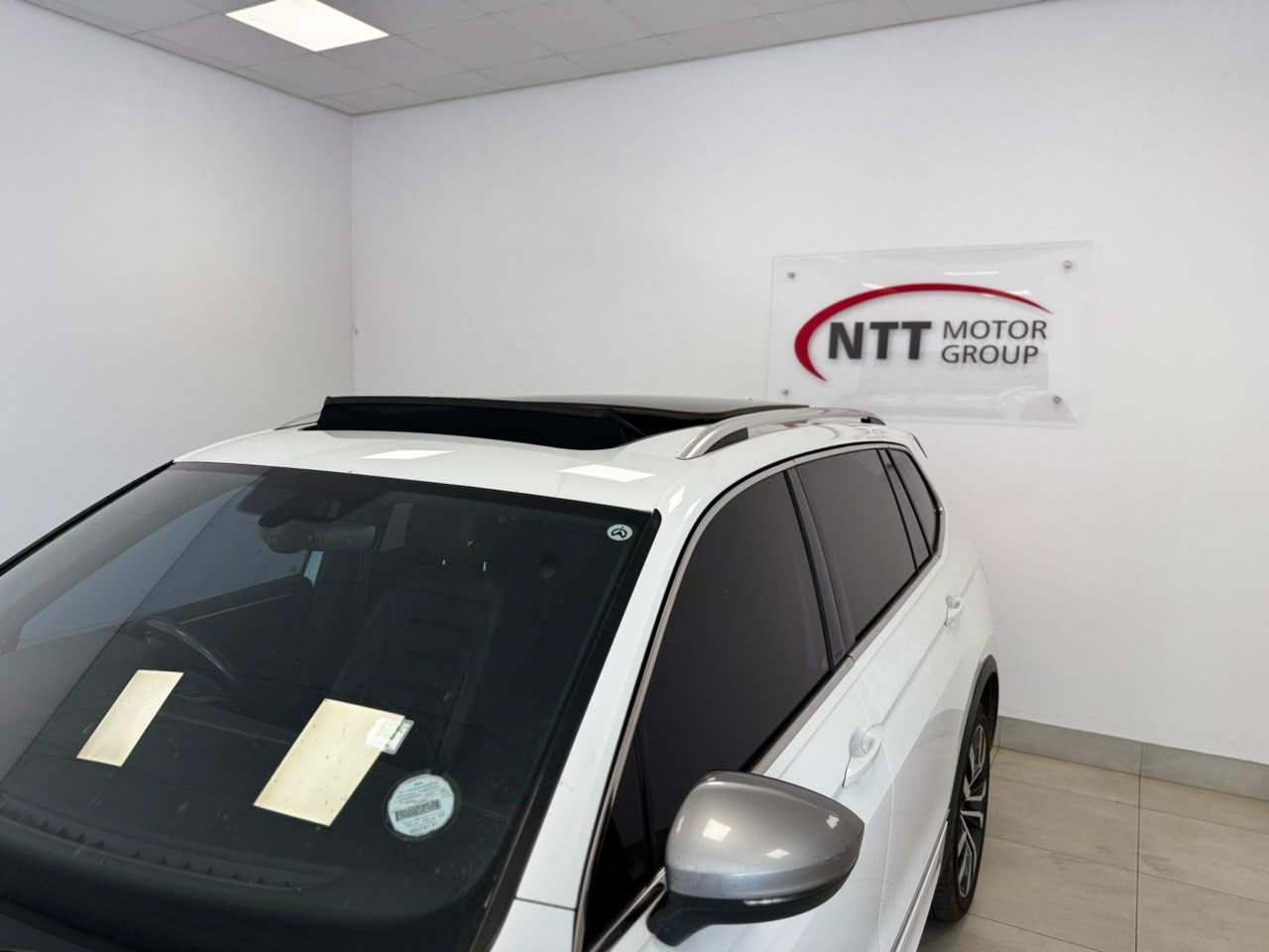 Used car gallery