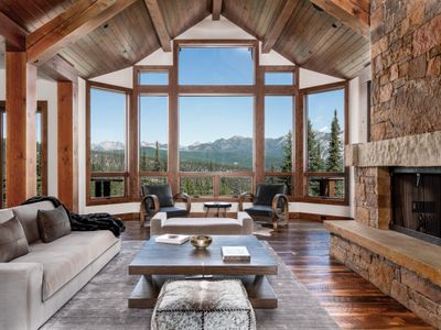 Mountain Valley Estate-Luxe Home in Spanish Peaks!