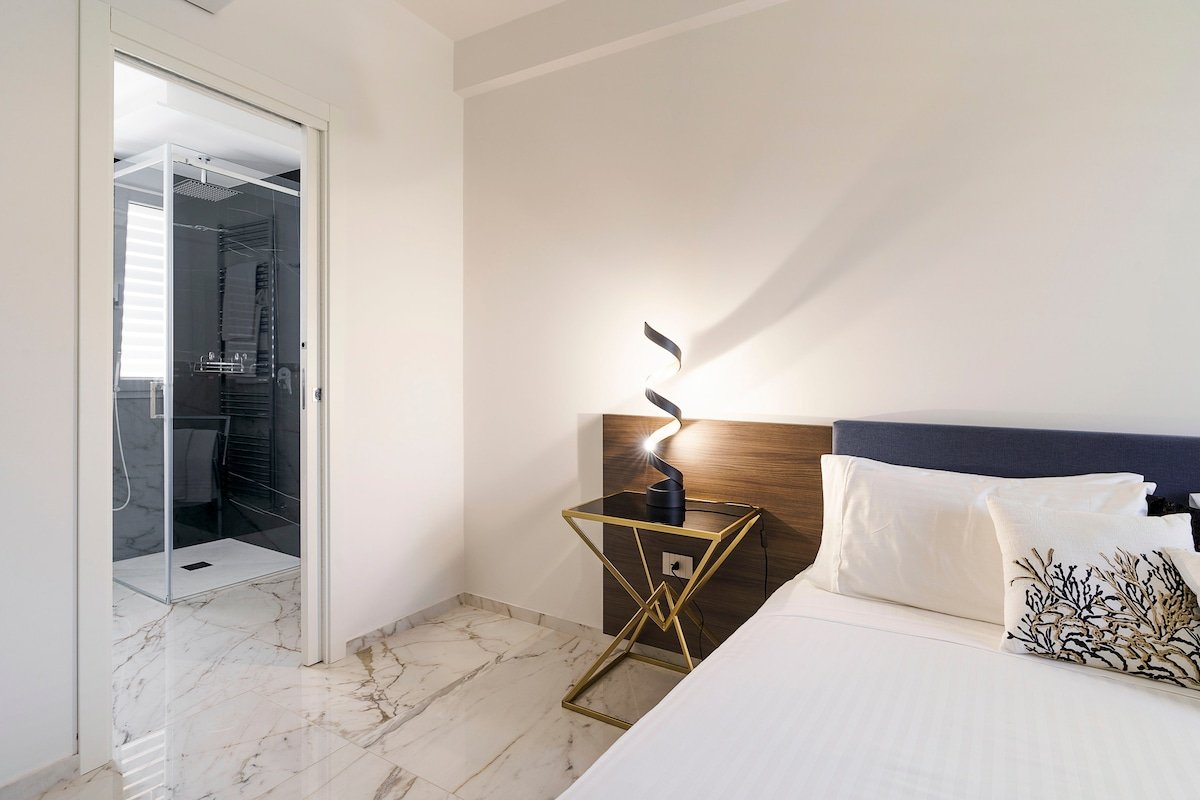 Grand Tour Villa gallery image 3