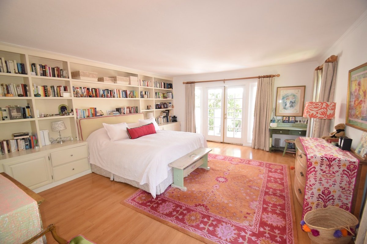 Beverly Hills Celebrity Home 1 gallery image 5