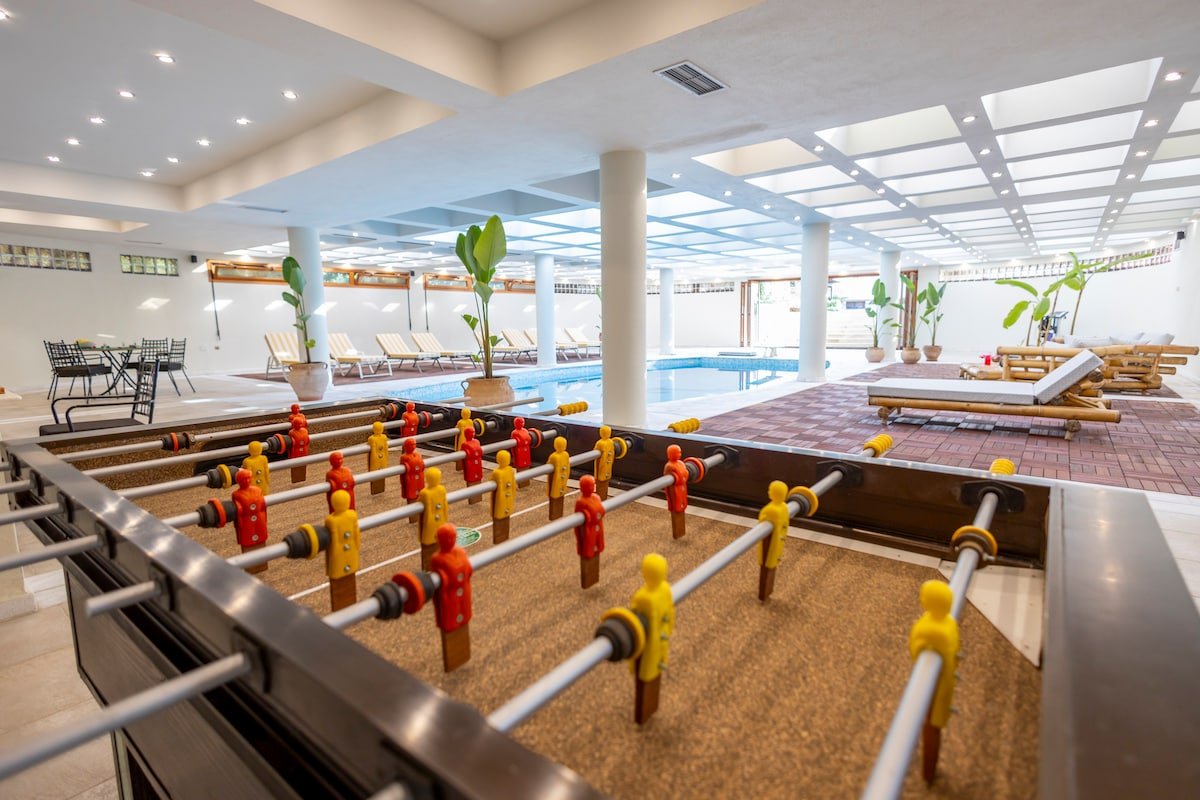 Residents at Elysium Estate w/ Indoor Heated Pool gallery image 3