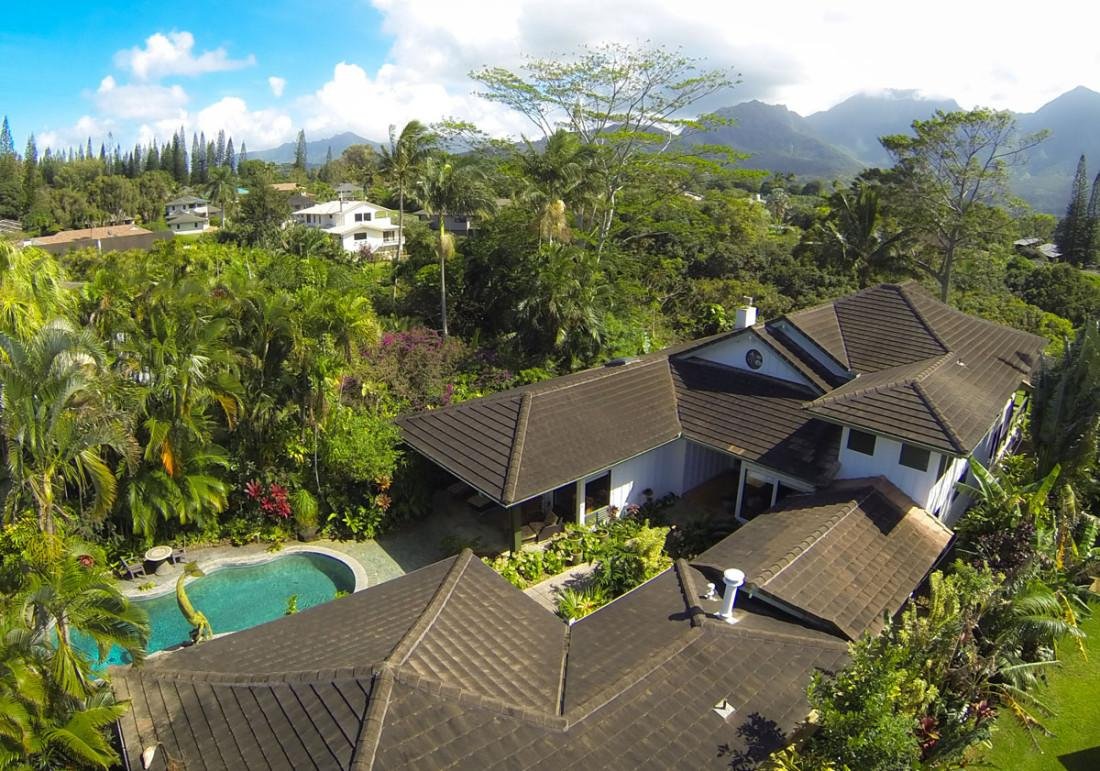 Amazing mountain & distant ocean views w/ private gallery image 3