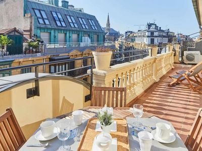 Prim Apartment by Basque Homes