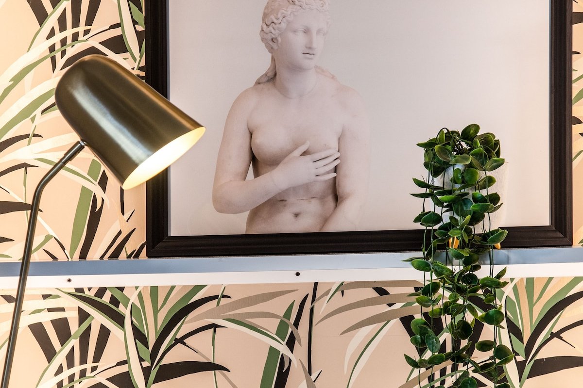 The Marble House Naples – Luxury Apartment gallery image 5