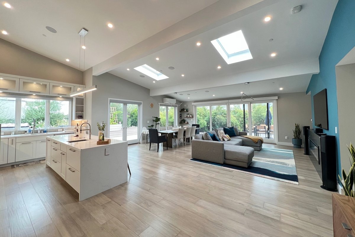 Lavish Modern Home 4BR near SFO/Palo Alto/Stanford gallery image 5