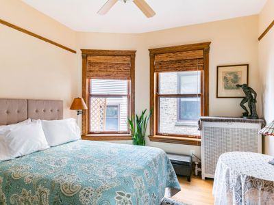 Splendid Quiet Two Bedrooms w/Pvt Bath – Near Lake