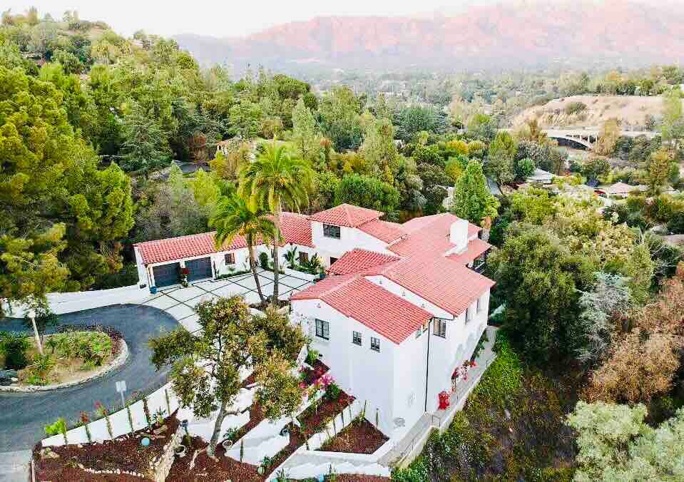 Historic Spanish Retreat – Rose Bowl! gallery image 3