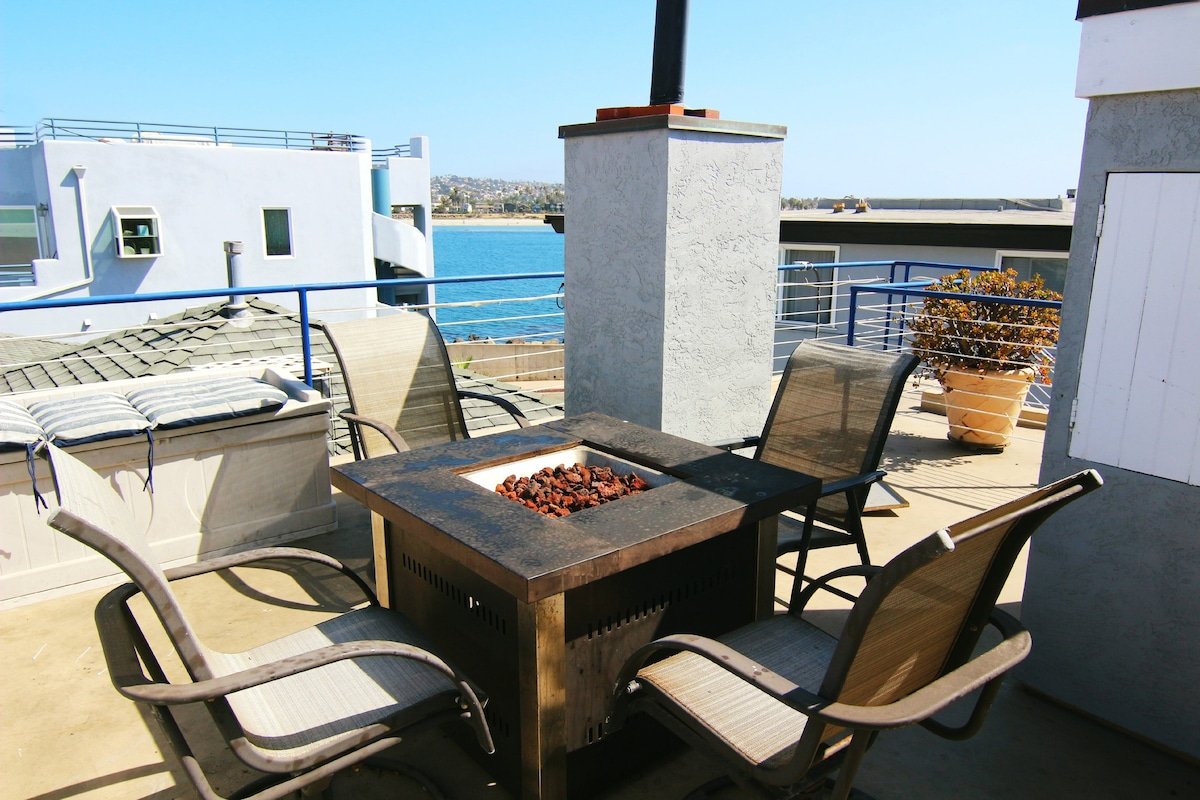 5 Bedroom Water View Home – South Mission Beach gallery image 4