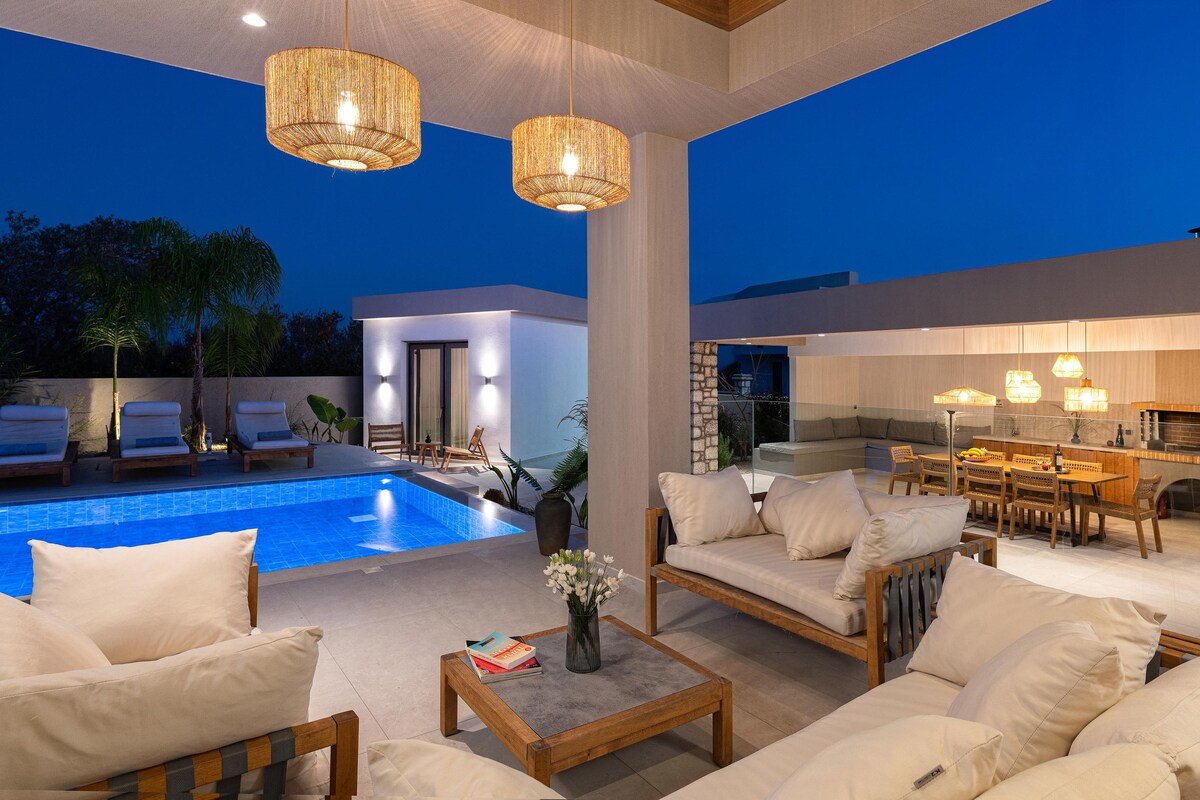 Golf Beach Villa gallery image 5