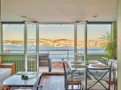 Deluxe Duplex in city center/210°Bosphorus viewed