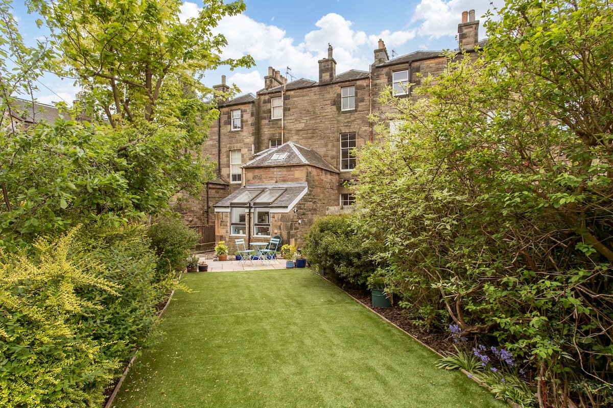 Stylish Murrayfield sanctuary gallery image 2