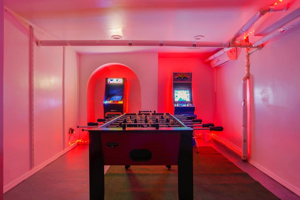 3BR |Game Room| Backyard| Ask about Fall Discount gallery image 5