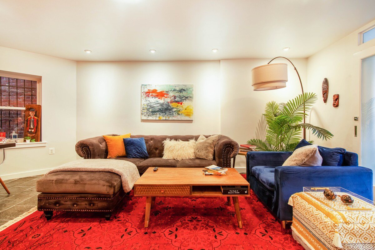 Heart of DC! Modern Upscale Comfy 2BR/2BA in Shaw gallery image 4