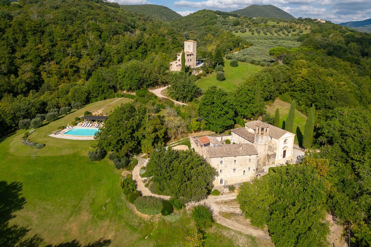 Le Torri di Bagnara Castles