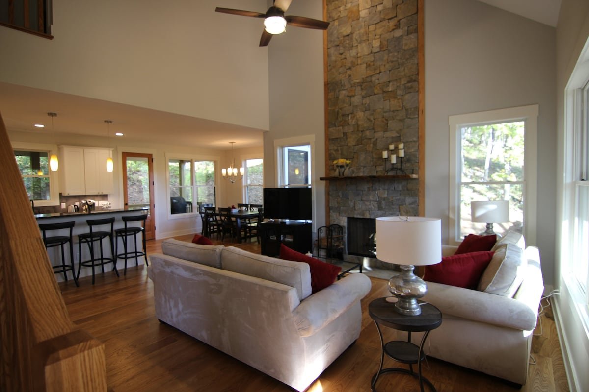 The Snookmore ~ Front Porch Views w/ Hot Tub gallery image 4