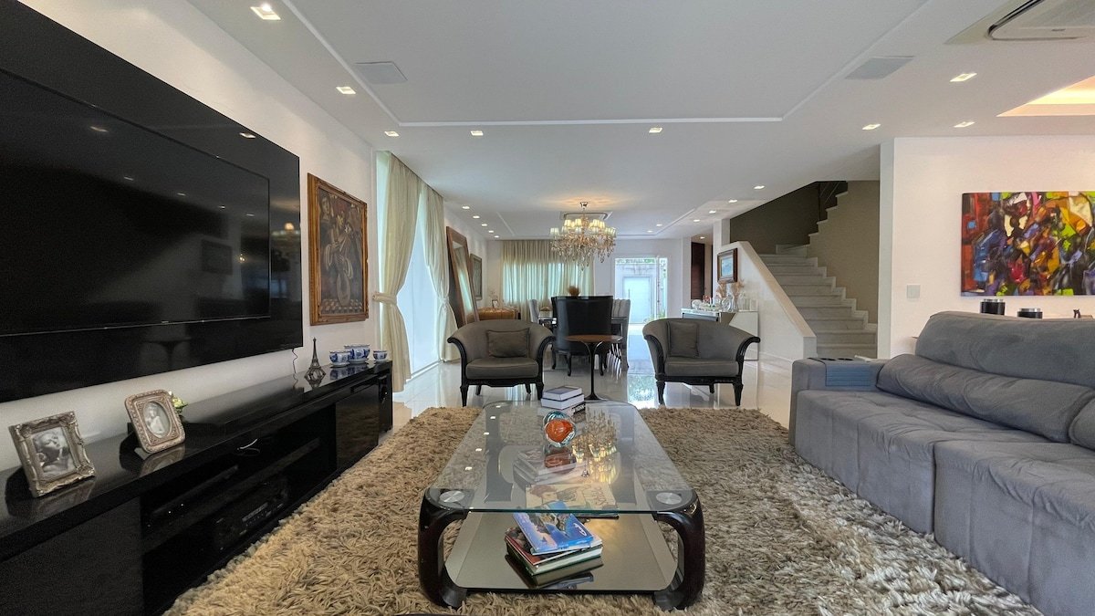 Casa Barra 4 Suítes, Piscina e Jardim gallery image 4