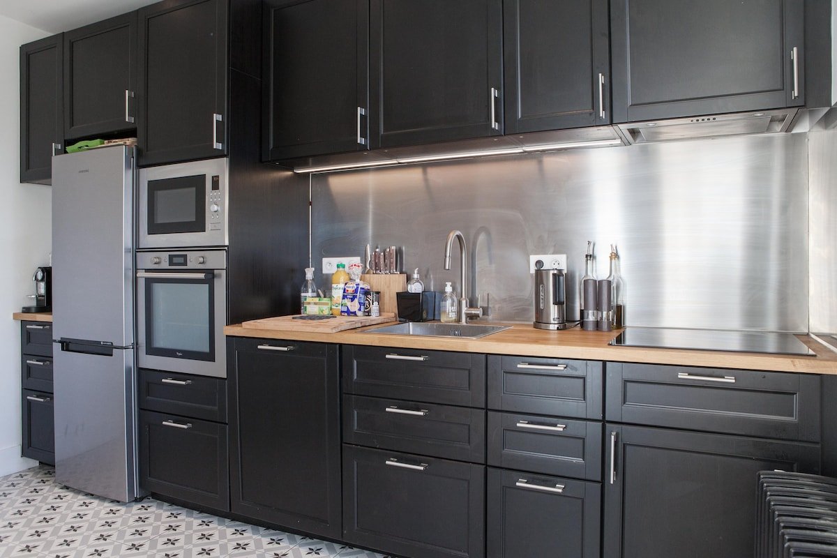 Maison style 50’s, 150 m2, jardin, piscine. gallery image 5