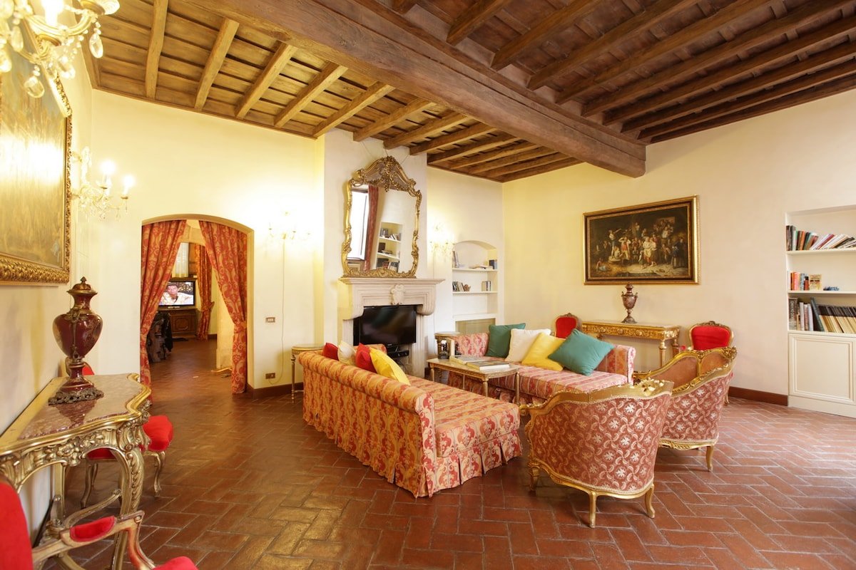 Navona Pantheon Exclusive Spacious Luxury gallery image 3