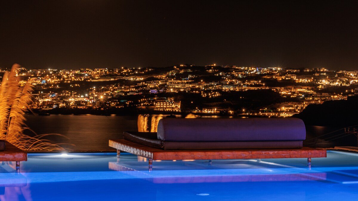 Ocean whisper villa with amazing view gallery image 2