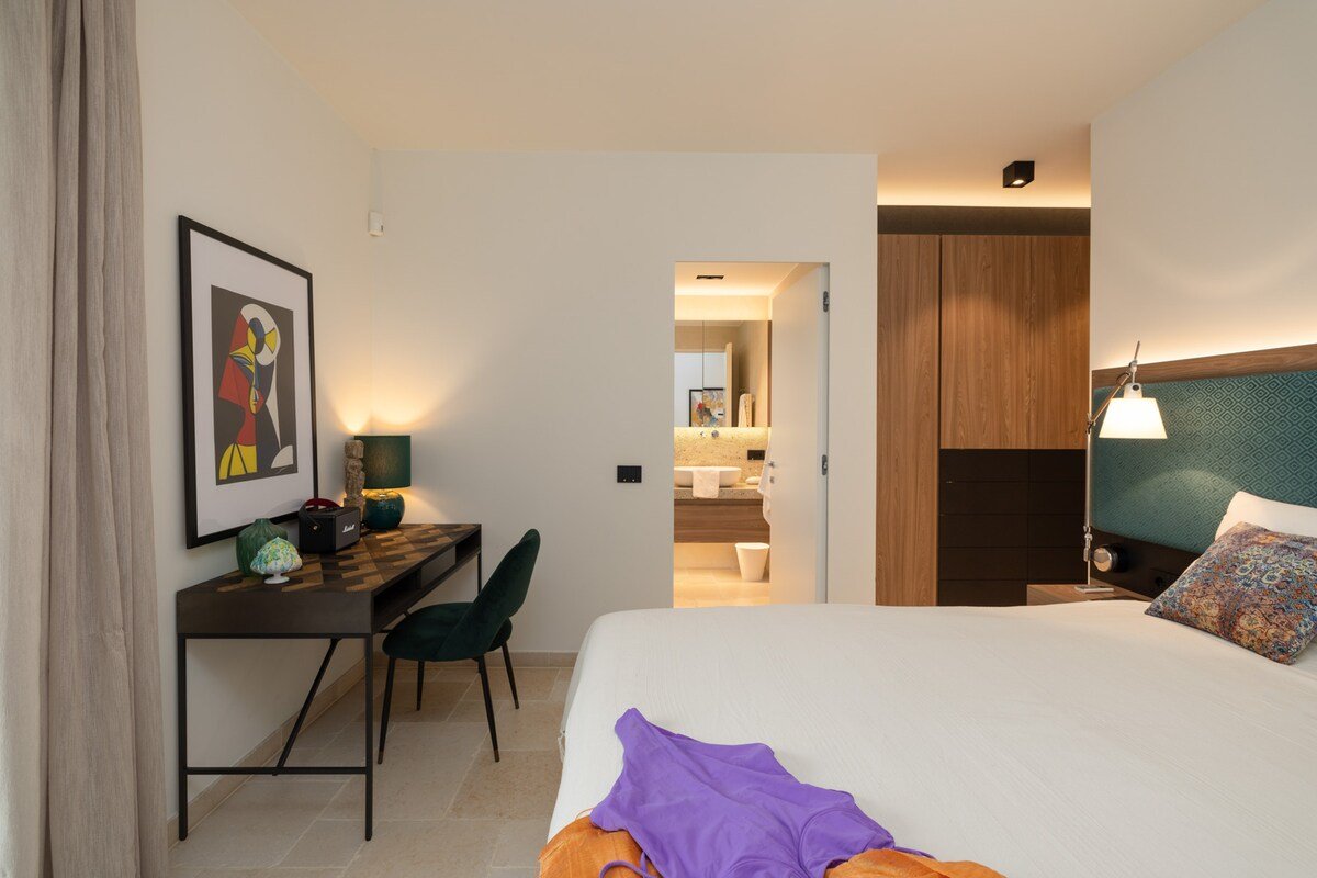 Piacente gallery image 3