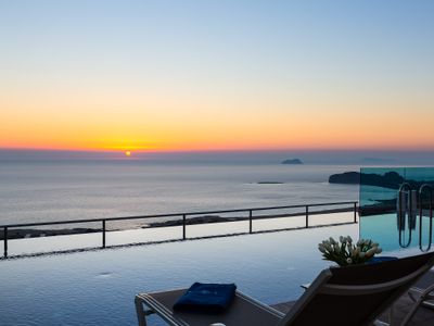 Villa Jasmine, pool, sea view, BBQ, luxury, quiet