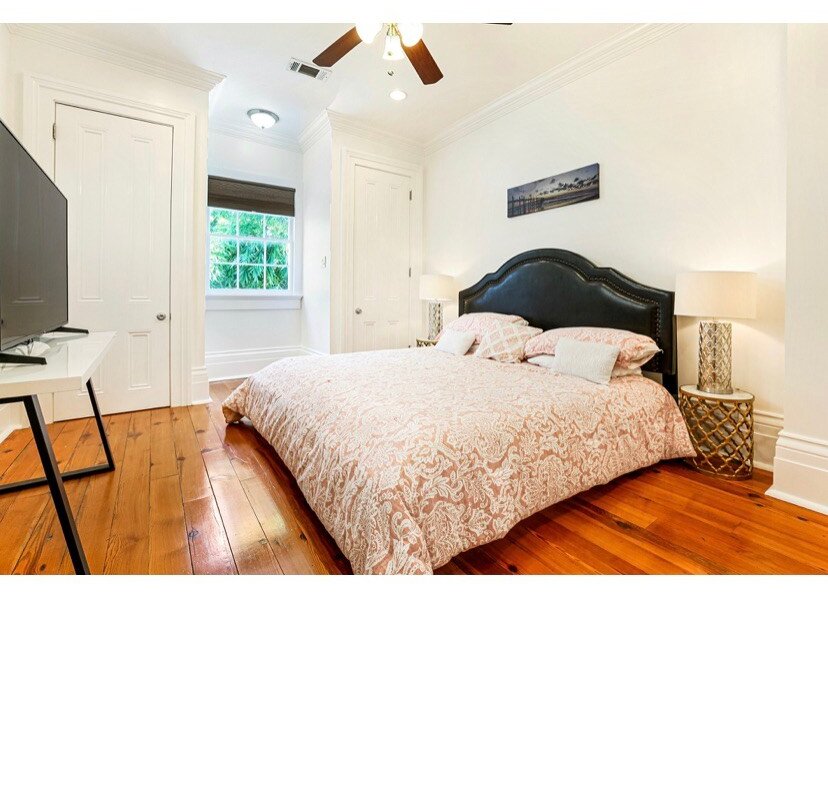 Private Uptown 1850s Rowhouse for large groups! gallery image 5