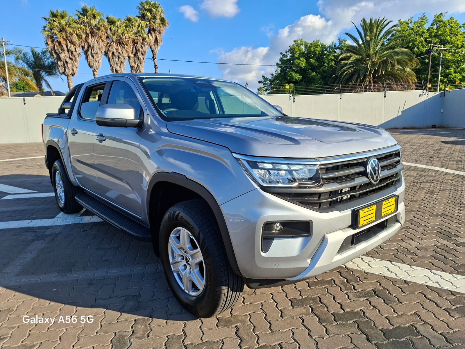 VOLKSWAGEN AMAROK 2.0TDI 125KW LIFE A T D C P U for Sale in South Africa