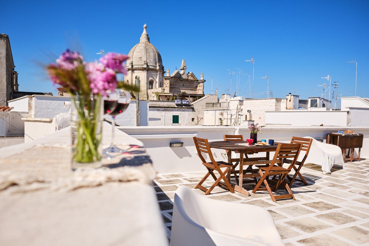 Traditional seaview apartment – Casa SanPà gallery image 2