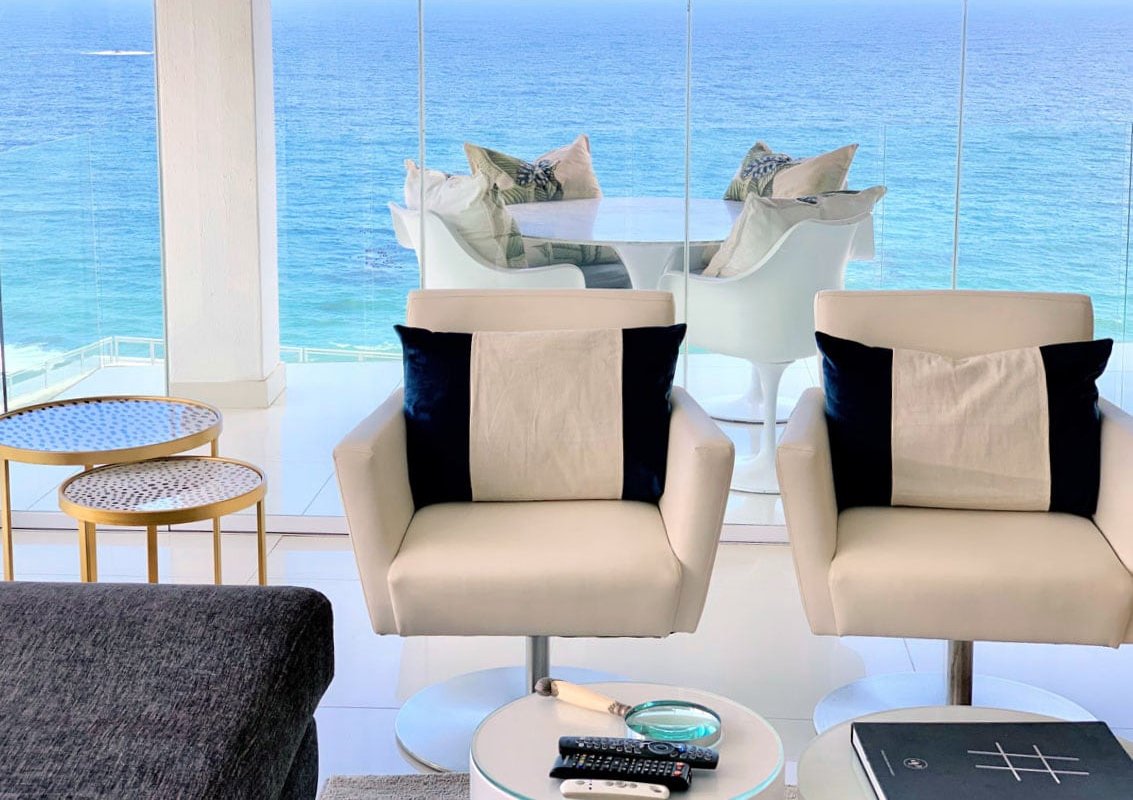 Clifton YOLO Spaces – Clifton Beachfront Penthouse gallery image 5