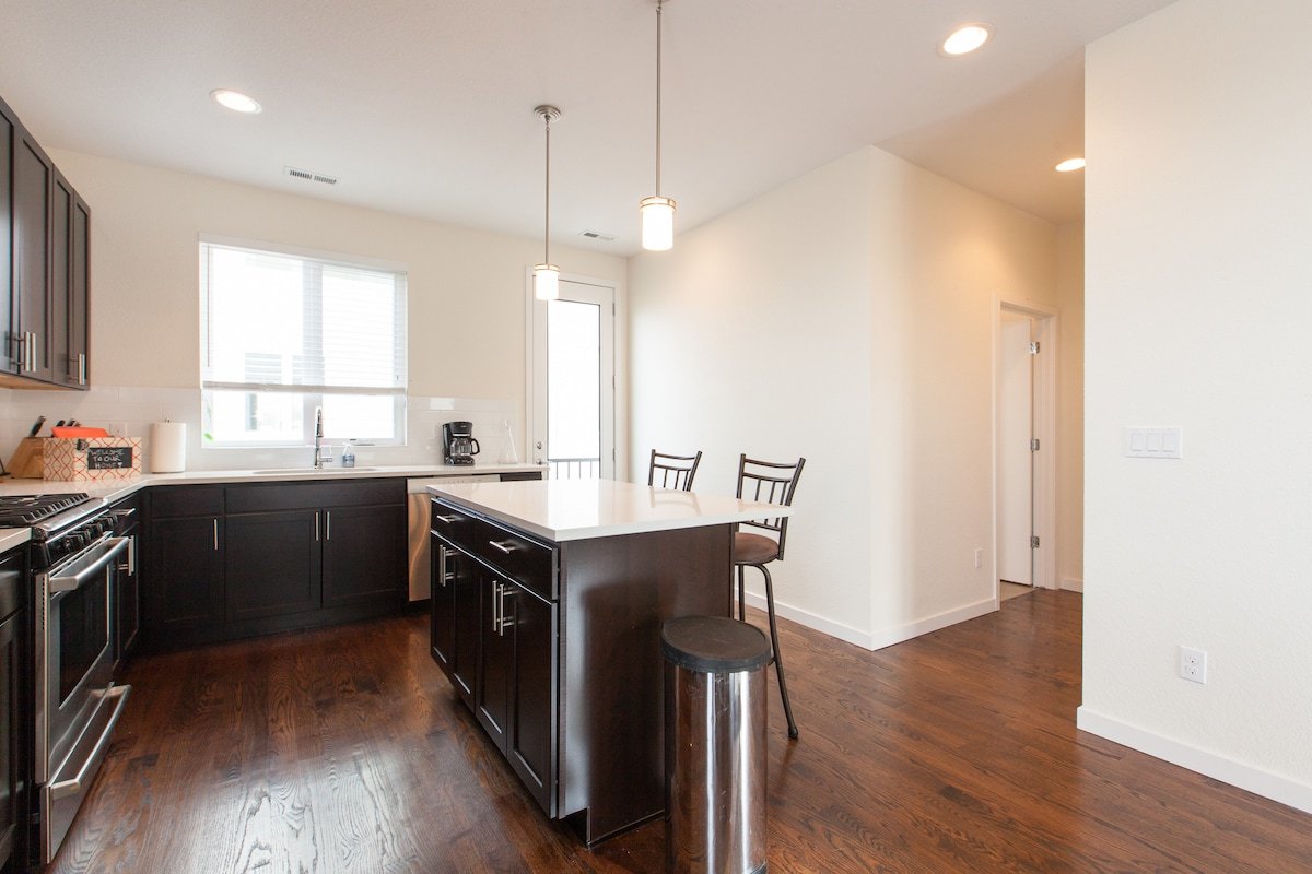 Modern RiNo Retreat • Rooftop Deck & Garage! gallery image 4