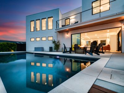 Luxury Pool Haven with Views and Fireworks