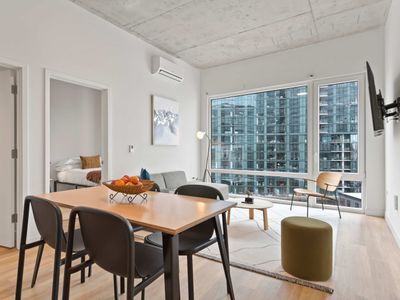 Family-Friendly 4BR in Lincoln Park, Safe Area