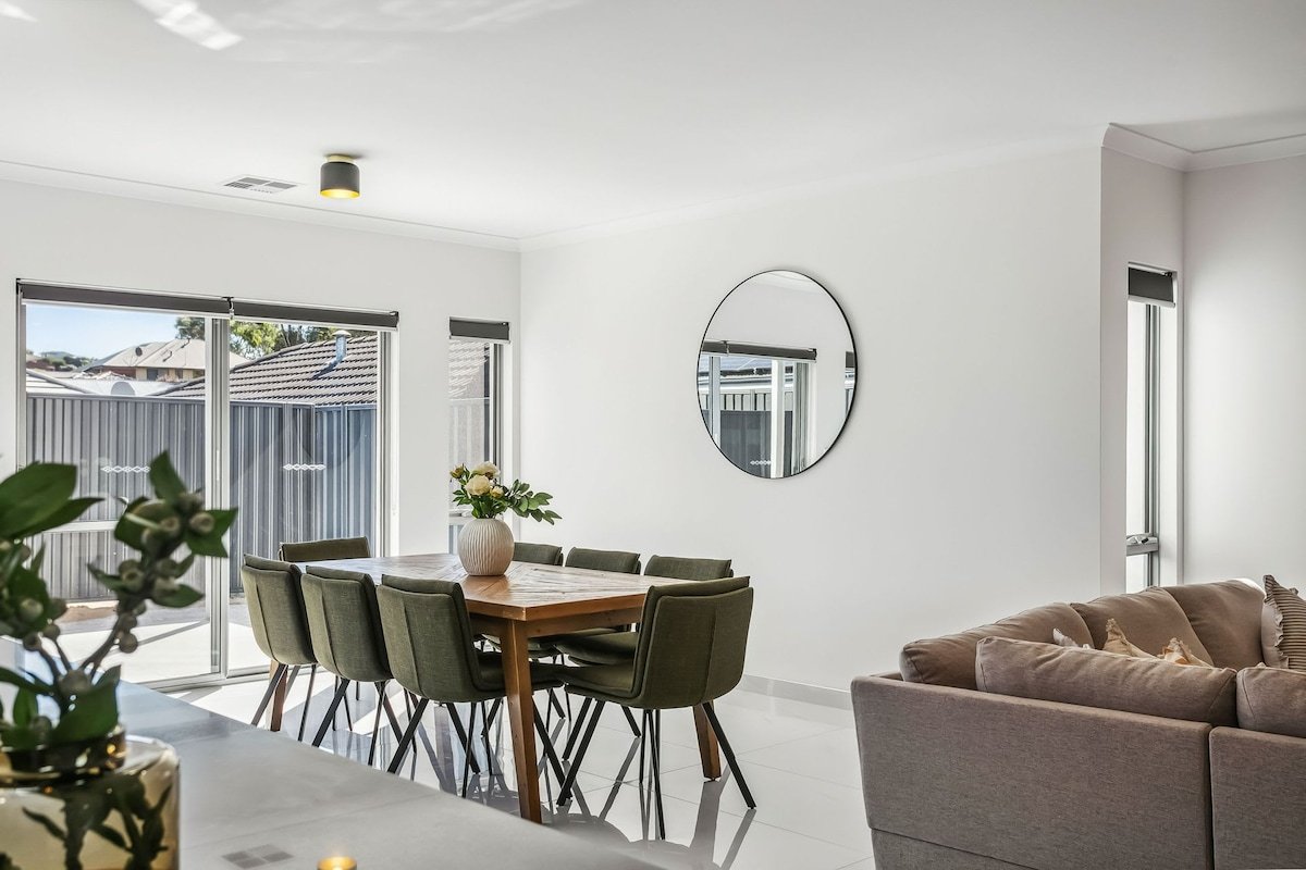 Kids Play Room | 75 Inch TV | WFH Space gallery image 5