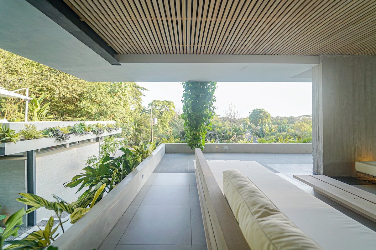 KUNUK-Luxury4Master/Suite Villa gallery image 3