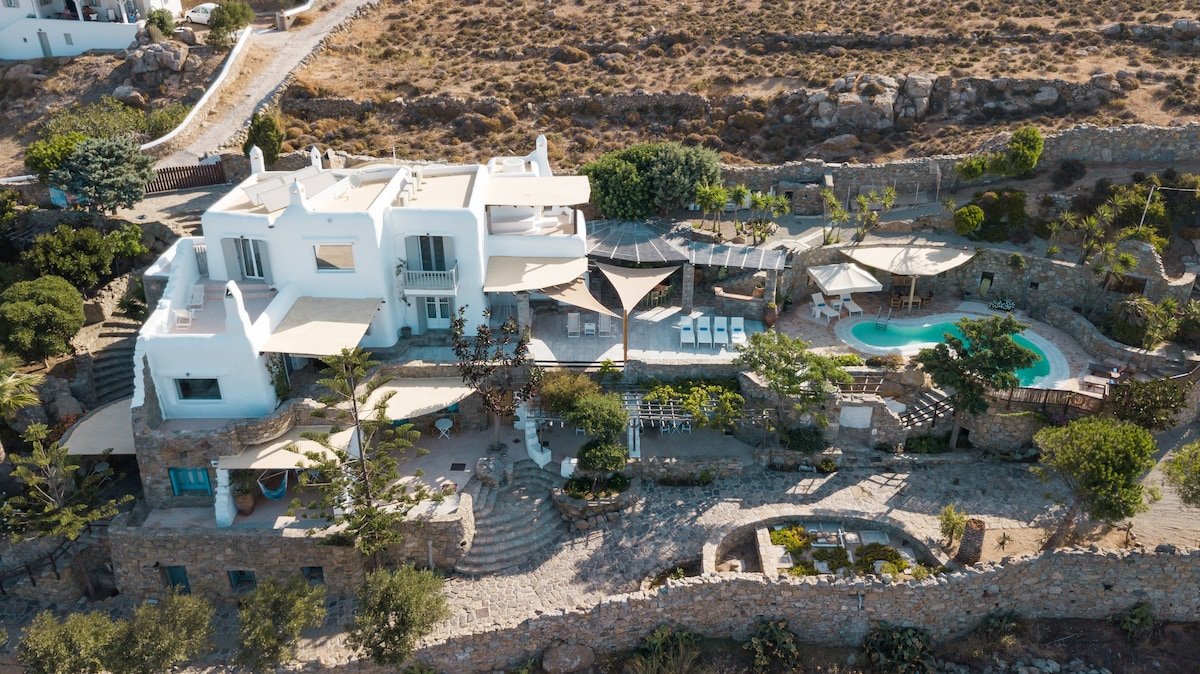 Villa Dimilia gallery image 3