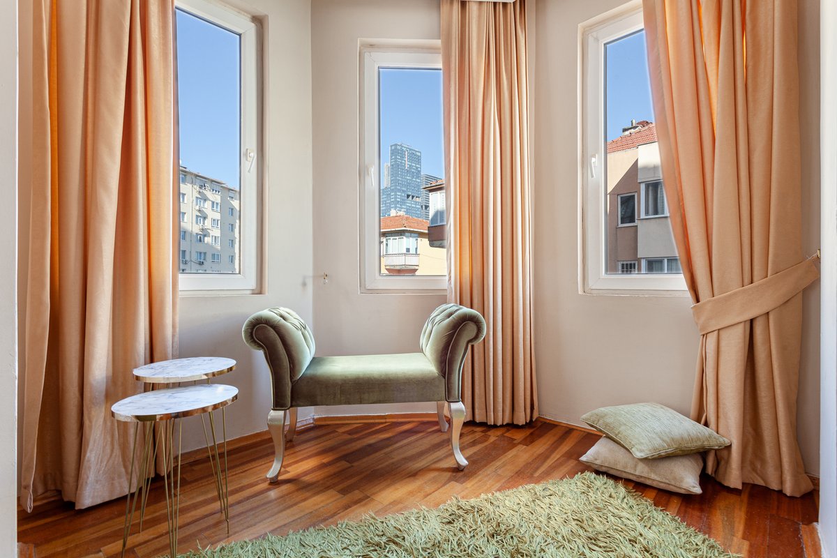 Superb &Spacious 4BR-2BA /Cevahir Mall-Metro