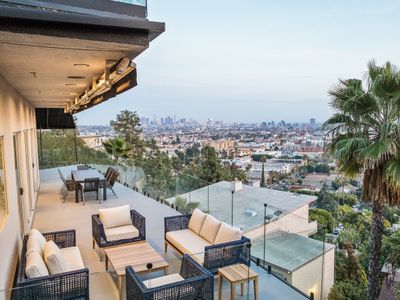 Hollywood Hills Luxury Nest | Views+Pool+Spa