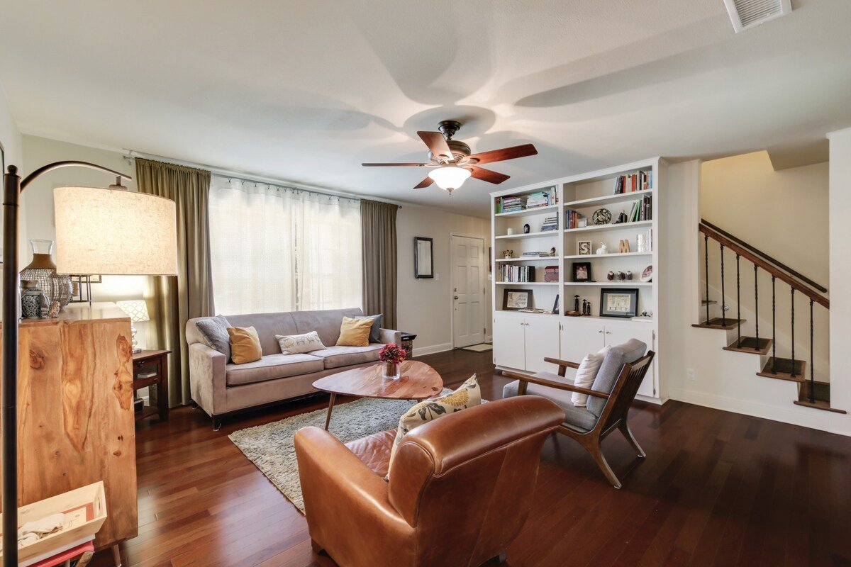 Gorgeous N. Central Home – Families & Corporate gallery image 4